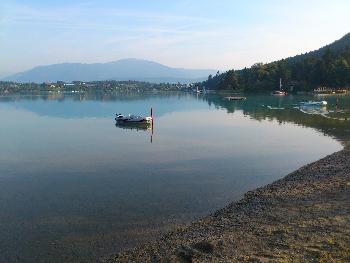 Bild: Morgenstund auf Arneitz am Faaker See.